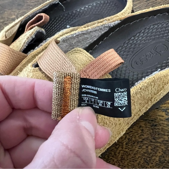 Chaco Paonia Clogs - Suede - Picture 5 of 12